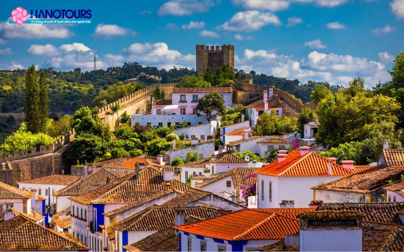 Thành phố Obidos tựa như một mê cung với những con đường hẹp 