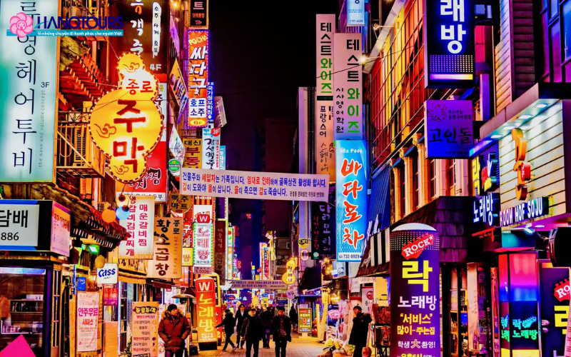 Itaewon được xem là khu ăn chơi nổi tiếng bậc nhất tại Hàn